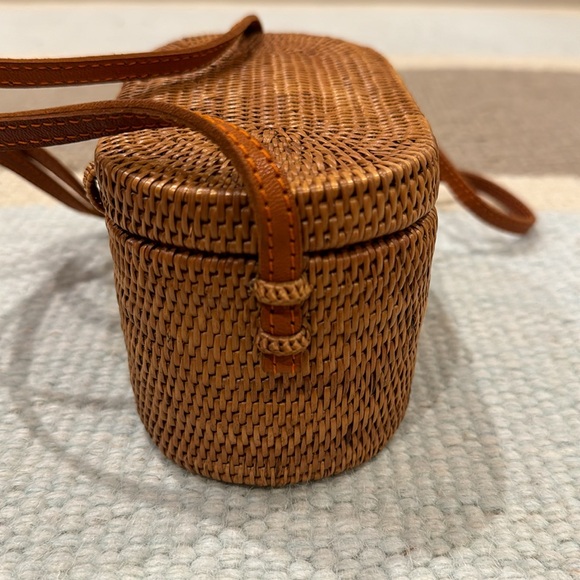Oval Rattan Bag With Leather Strap - Bohemian Crossbody Bag - Straw Woven Bag - Picture 9 of 14